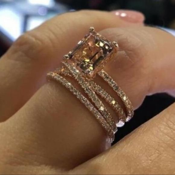 Jewelry - 18K ROSE GOLD DIAMOND MORGANITE ETERNITY RING, CUTE RING, SHINY RING.